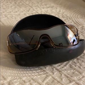 Donald J Pliner Sunglasses